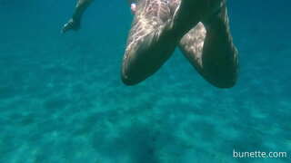 Schwamme mat mengem contenu plugging an den Ozean