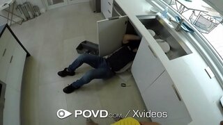 Big dick Folie an enker Brünette Fotze